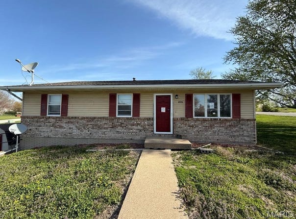 1206 Virginia Avenue, Canton, MO 63435