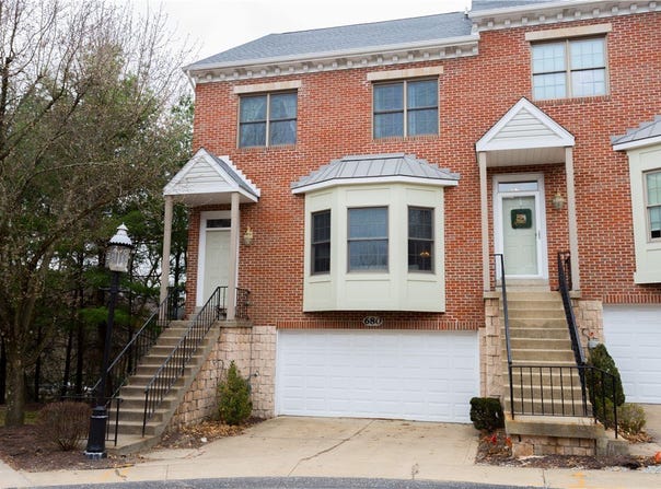 680 Highpointe Drive, PA 15220