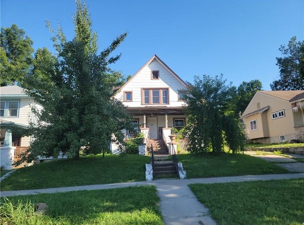 1015 Main Street, Osawatomie, KS 66064