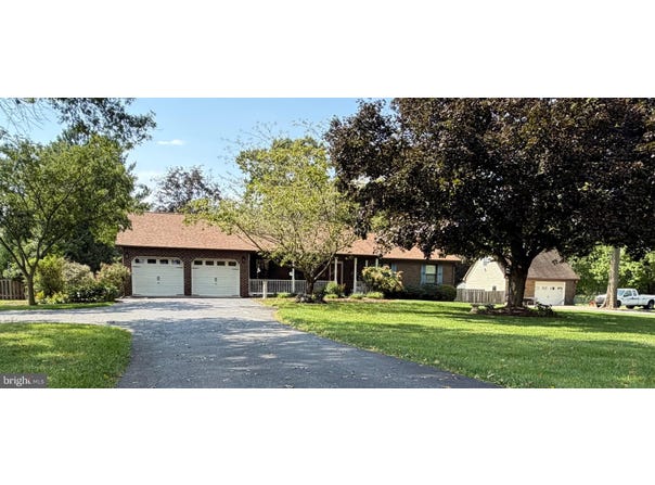 2414 DOUBS Court, ADAMSTOWN, MD 21710