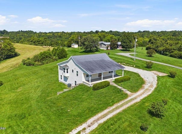 1119 Ballard Rd, Lawrenceburg, KY 40342