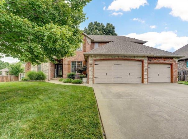 3807 W Olivia Street, Springfield, MO 65810