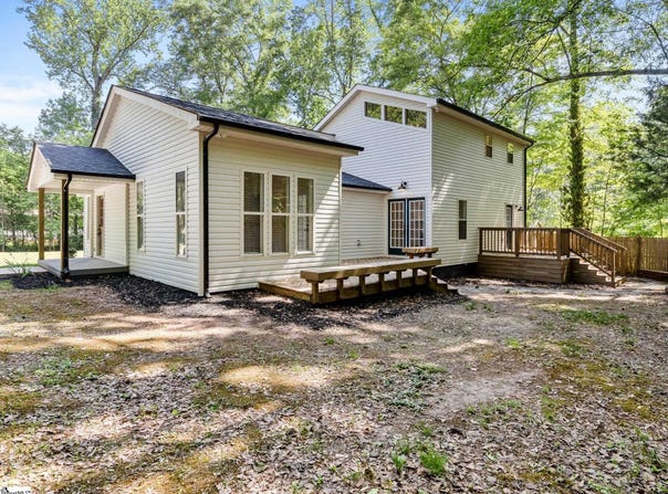 21298 E 76 Highway, Laurens, SC 29360