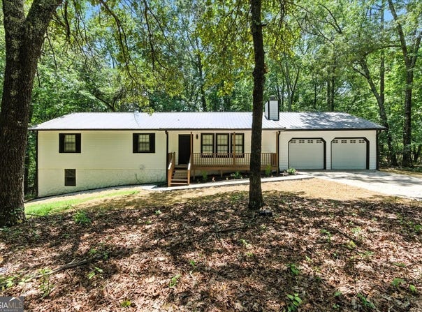 4090 E Chapel Hill, Douglasville, GA 30135