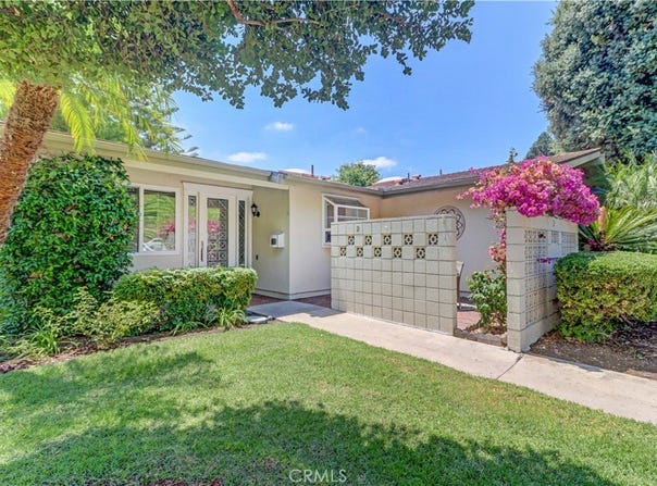 30 Calle Aragon, Laguna Woods, CA 92637