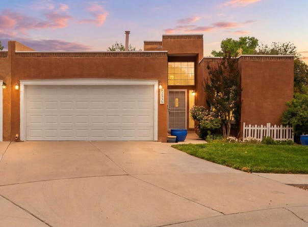 2529 Abby Jean Place NW, Albuquerque, NM 87104
