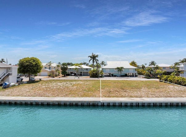 790 10Th Street, Key Colony, FL 33051