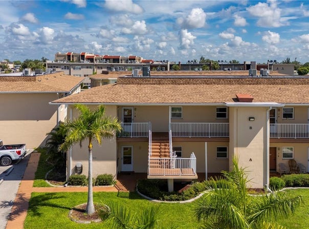 3136 HARBOR BOULEVARD, PORT CHARLOTTE, FL 33952
