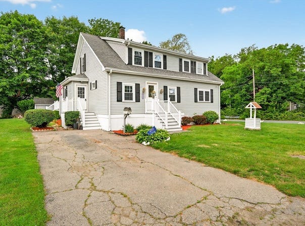 70 Hancock St, Whitman, MA 02382