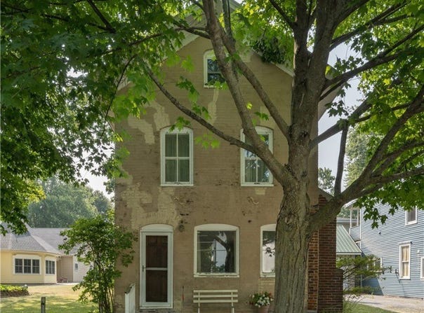 430 E Broadway Avenue, Cape Vincent, NY 13618