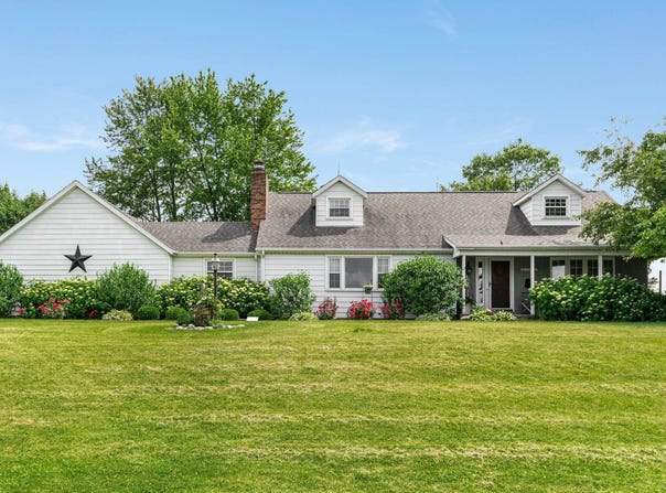6830 County Road 40, Butler, IN 46721