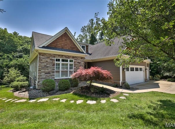 1120 Franklin Avenue, Edwardsville, IL 62025