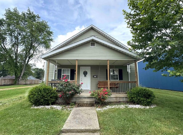 740 NW 3rd Street, Linton, IN 47441