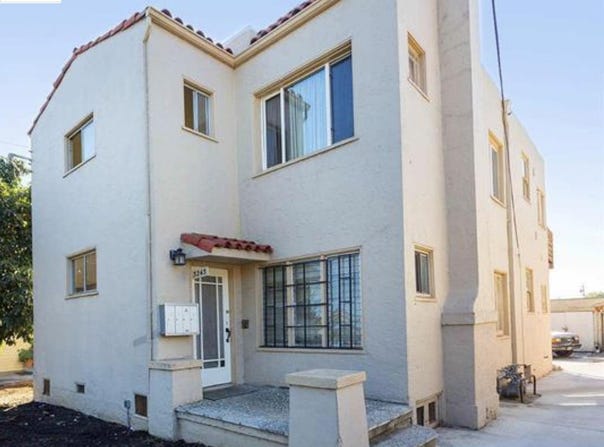 3243 E 23Rd St, Oakland, CA 94601