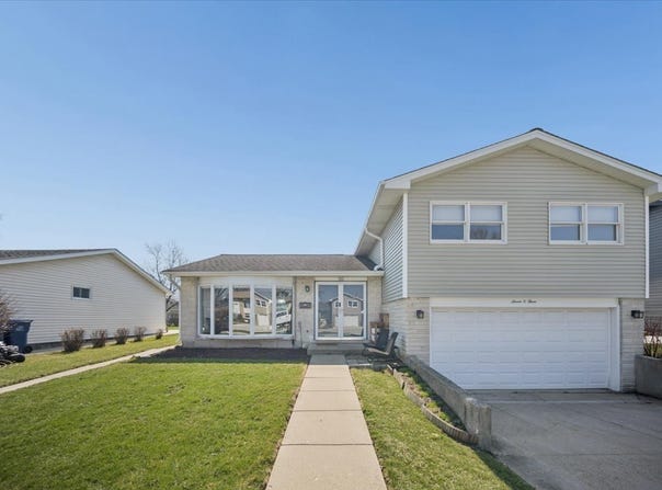 703 Westmere Road, Des Plaines, IL 60016