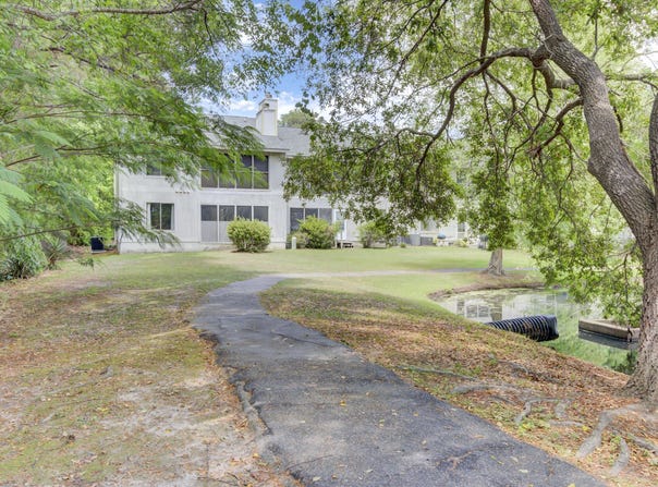 108 Greenmeadow Drive, Goose Creek, SC 29445