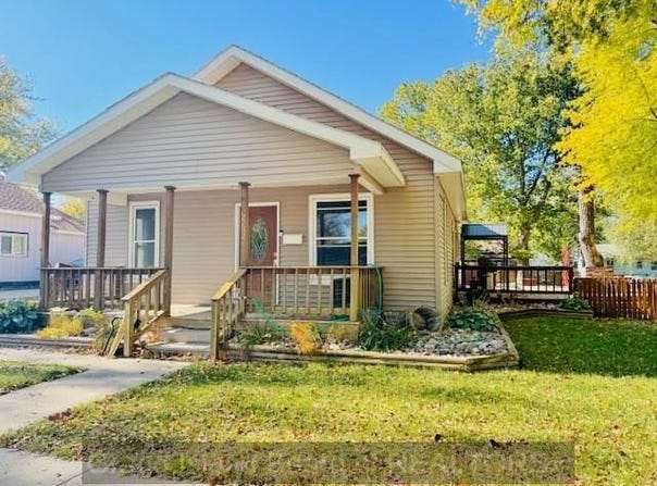 2232 19th Avenue, Central City, NE 68826
