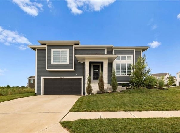 29702 W 195th Street, Gardner, KS 66030
