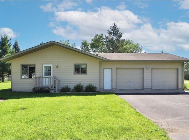 80 6th Avenue S, Motley, MN 56466