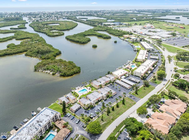 1727 Minutemen Causeway, Cocoa Beach, FL 32931