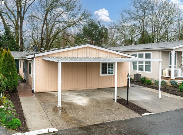 863 SW LIBERTY BELL Dr, Beaverton, OR 97006