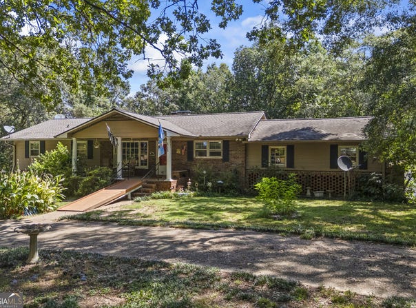 329 Riverbend, Royston, GA 30662