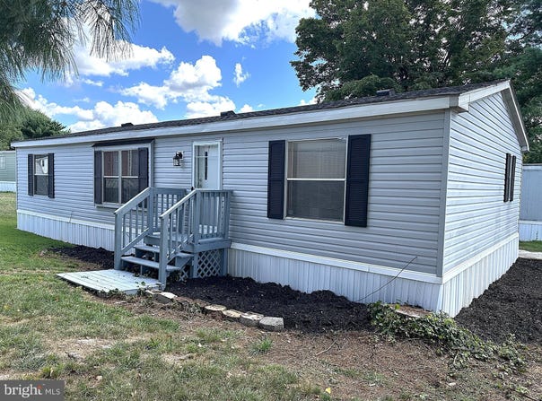16904 PICKWICK Lane, HAGERSTOWN, MD 21740