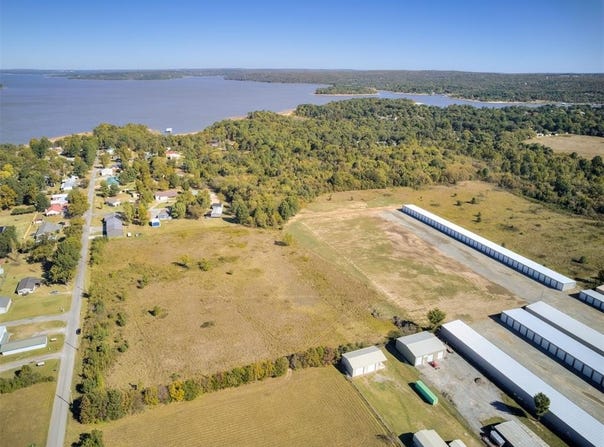 4 Hamilton Road, Eufaula, OK 74432
