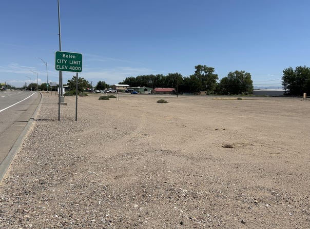 S Belen, NM-116 & Main St, Belen, NM 87002