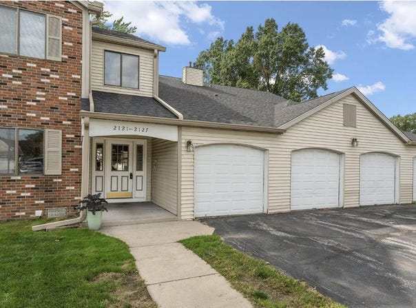 2121 Tupelo Lane, Chesterton, IN 46304