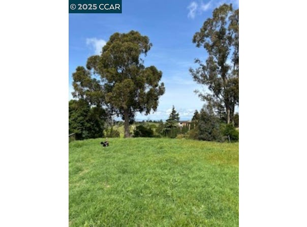 209 N Rancho Pl, Pinole, CA 94803