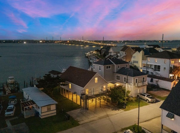 241 Moonlight Drive, Atlantic Beach, NC 28512