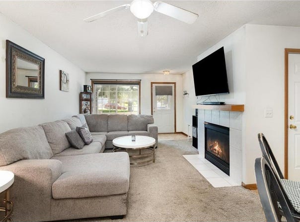 702 Horizon Drive SE, New Prague, MN 56071