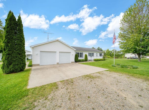 10639 Hanover Road, Hanover, MI 49241