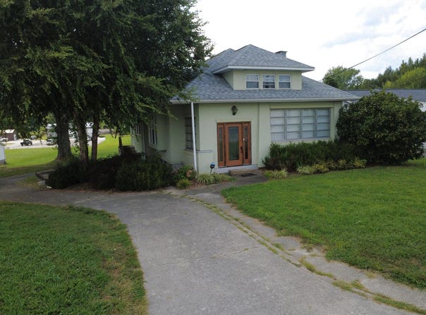 3122 County Road 1, South Point, OH 45680
