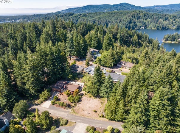VIEW LOOP, Florence, OR 97439
