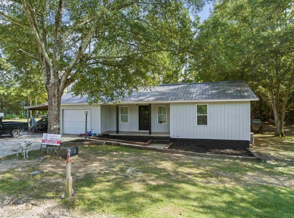 202 Dogwood Ln, Vina, AL 35593