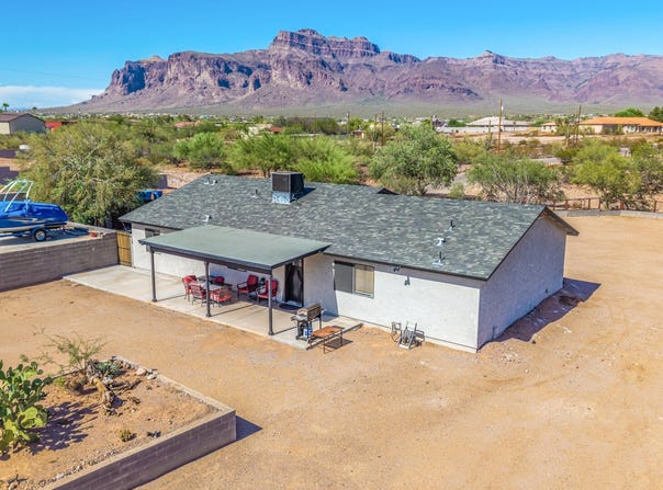 4863 E 18TH Avenue, Apache Junction, AZ 85119