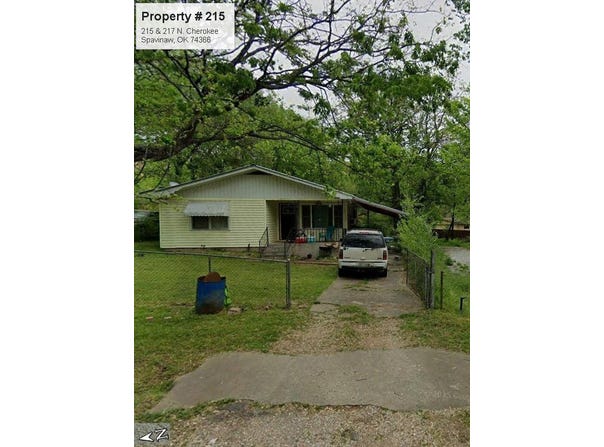 215 & 217 North Cherokee Street, Spavinaw, OK 74366