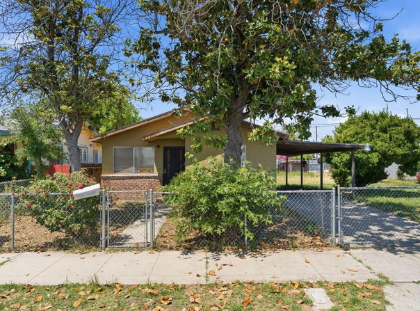 117 NE 5th Avenue, Visalia, CA 93291