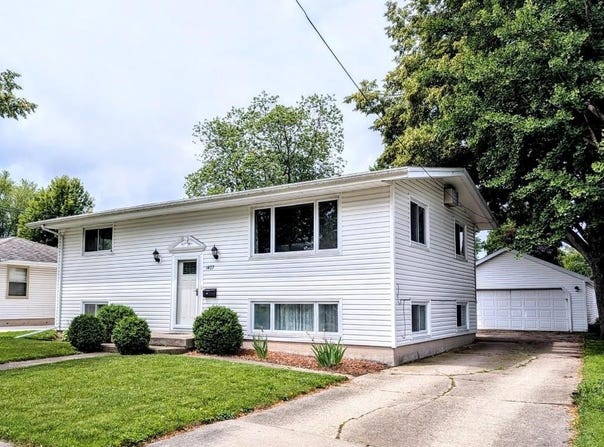 1407 S KERNAN Avenue, APPLETON, WI 54915