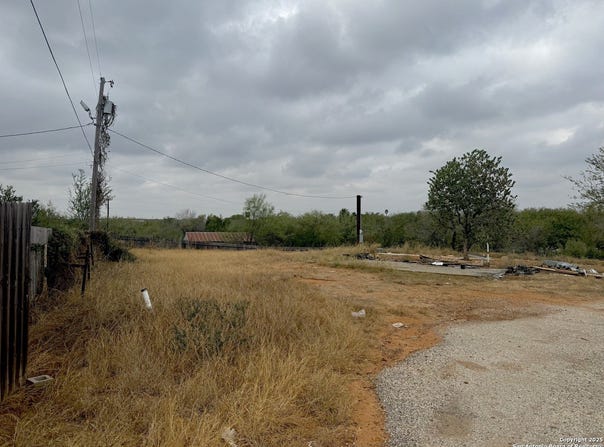 103 oleander, Cotulla, TX 78014