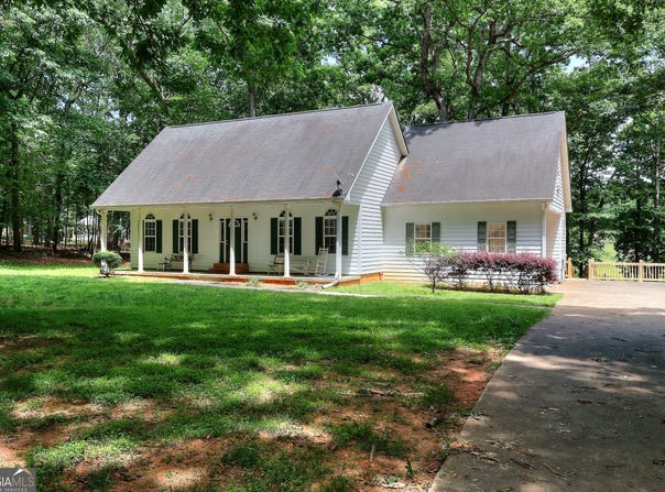 224 Red Oak, Maysville, GA 30558