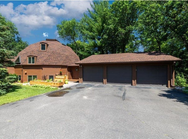 107 Warner Way, Mahtomedi, MN 55115