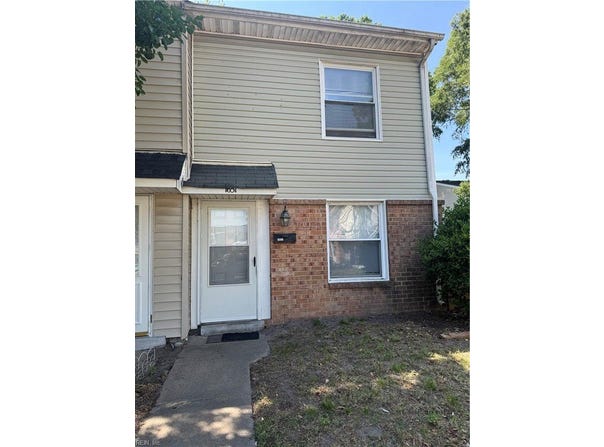 1651 Darren Circle, Portsmouth, VA 23701