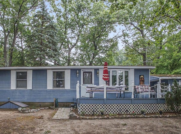 73 S Maple Road, Branch, MI 49402