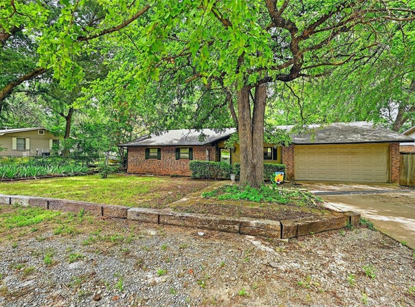 164 Ash Drive, Denison, TX 75020