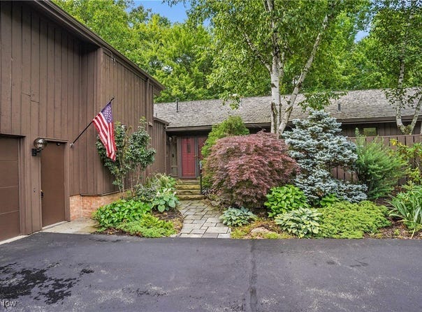 680-7 Windward Drive, Aurora, OH 44202