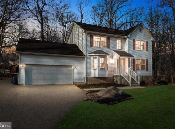 2218 MARSH ROAD, WILMINGTON, DE 19810
