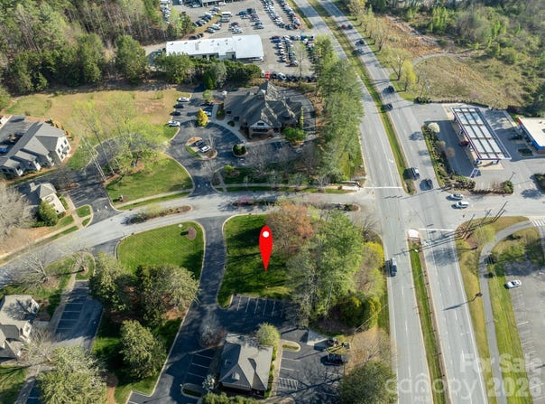 42 Park Place, Brevard, NC 28712